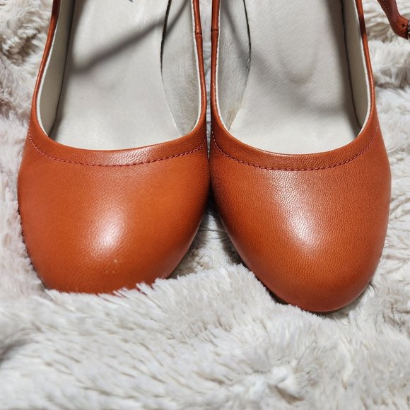Orange Runway Italia Wedges - Picture 3 of 4